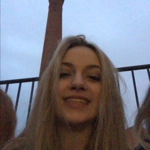 Meet your Posher, Eliza